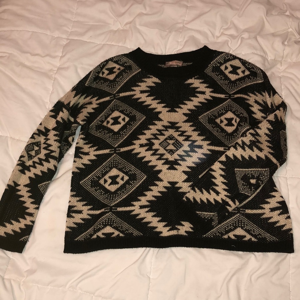 SWEATER